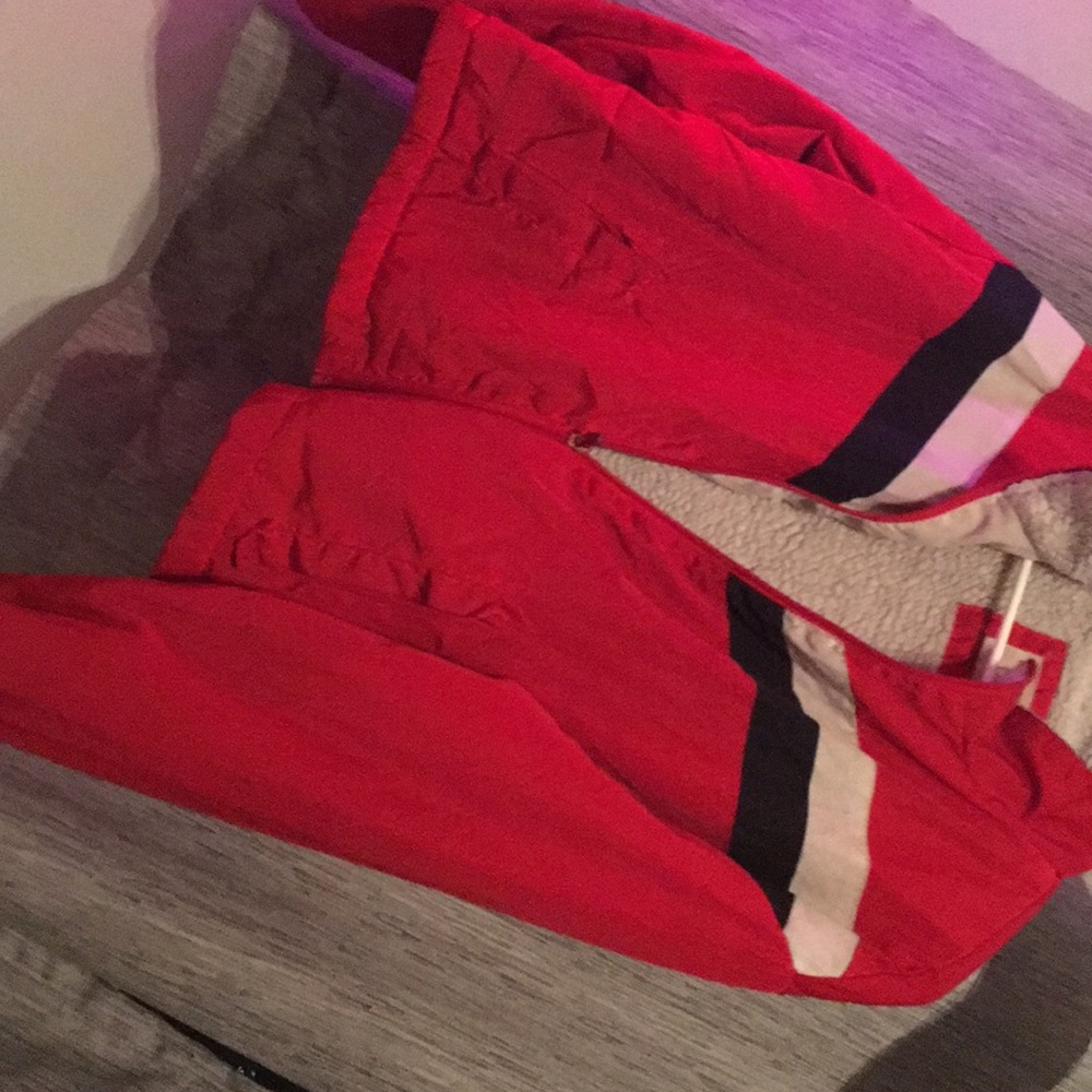 Red jacket - Picture 3 of 3